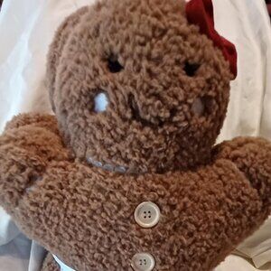 NWT Set Of 2 Cupcakes and Cashmere Gingerbread Boy and Girl Pillows